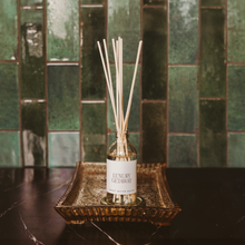 Load image into Gallery viewer, Luxury Getaway Reed Diffuser