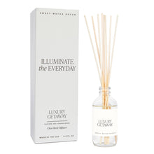 Load image into Gallery viewer, Luxury Getaway Reed Diffuser