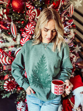 Load image into Gallery viewer, Monochrome Christmas Tree Sweatshirt