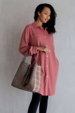 Load image into Gallery viewer, Dina Plaid Contrast Tote w/ Tassel - Rust/Cream Plaid