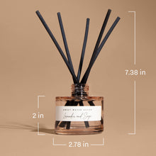 Load image into Gallery viewer, Reed Diffuser - Mango &amp; Coconut