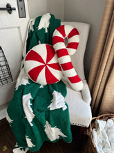 Load image into Gallery viewer, Sherpa Holiday Pillow Assorted