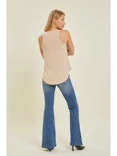 Load image into Gallery viewer, Soft V-neck Tank - Sand