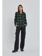 Load image into Gallery viewer, Classic Flannel Shirt - Hunter Green &amp; Black Plaid