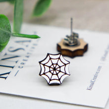 Load image into Gallery viewer, Spider Web Stud Earrings