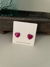 Load image into Gallery viewer, Purple Glitter Heart Earrings