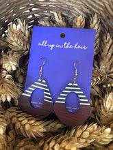 Load image into Gallery viewer, Wood and Resin Stripe Earrings