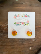 Load image into Gallery viewer, Glitter Candy Corn Stud Earrings