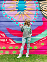 Load image into Gallery viewer, Chase Grace Pullover